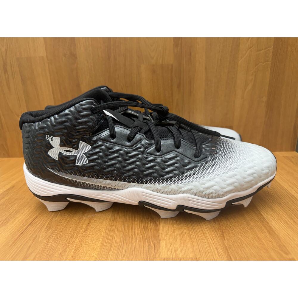 Under Armour Spotlight Hammer RM Football Cleats Men’s Size 12 NWOB
